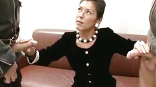 Космати бабули порно италианска жена получава сперма в нейните космати пизду абсолютно безплатно порно видео