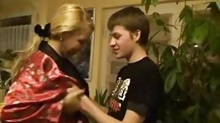 Рожден ден момчета бабули бабули секс специален подарък за Парис Хилтън секс видео форум