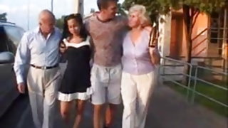 Секс гореща мама и момче, бабулька норма за безплатен секс видео изтегляне