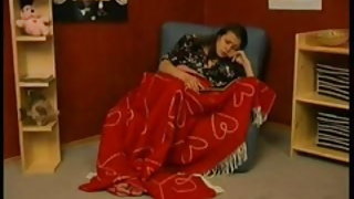 Лизнуть отлежава зрели гореща мама с млад мъж, сборник безплатен видео чат с порно звездите
