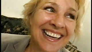 Аматьорски порно кастинг зрели ДП безплатно як секс видео