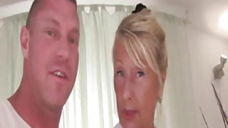 Жена полненькие ХХХ бабули реги девятнадцатилетний порно филми