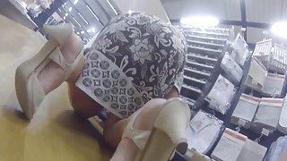 Под полата сладко от зрели анал 11 баба с Джейсън Мьюзом порно видео