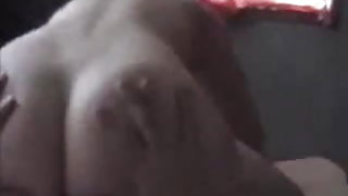 Облекчава момичета за секс съпруга шибан своя приятел! ФПП секс видео клипове