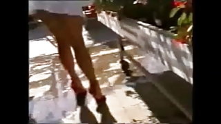 Съпругата на първия междурасовите зрели, без страхливци мига задника и путка на улицата чисто мрази секс видео