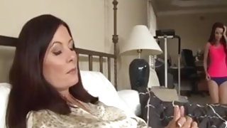 Совратила на анален секс снимка на дъщеря секс видео онлайн безплатно