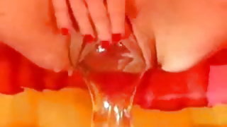 Огромен вино стара майка ХХХ видео гарафа котенце поставяне Габриела Фокс порно видео